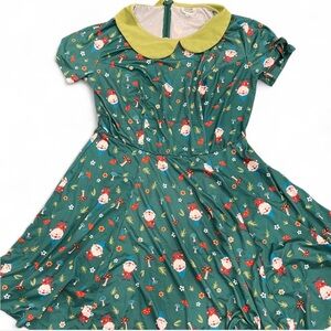*****SOLD*****Unique Vintage Green garden gnome Dress size 1x/16